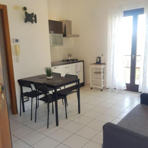 Appartamentino con Vista sui Sibillini e Borgo